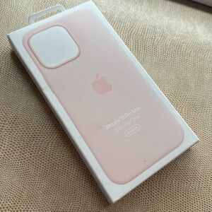 iPhone 15 Pro Max Silicone Case-Light Pink
